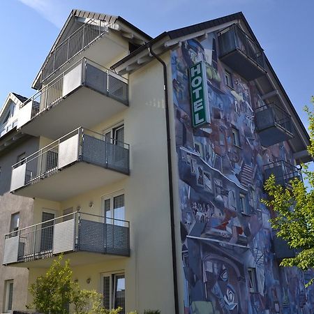 Hotel Relax Singen Kültér fotó