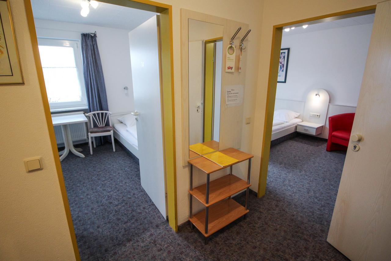 Hotel Relax Singen Kültér fotó