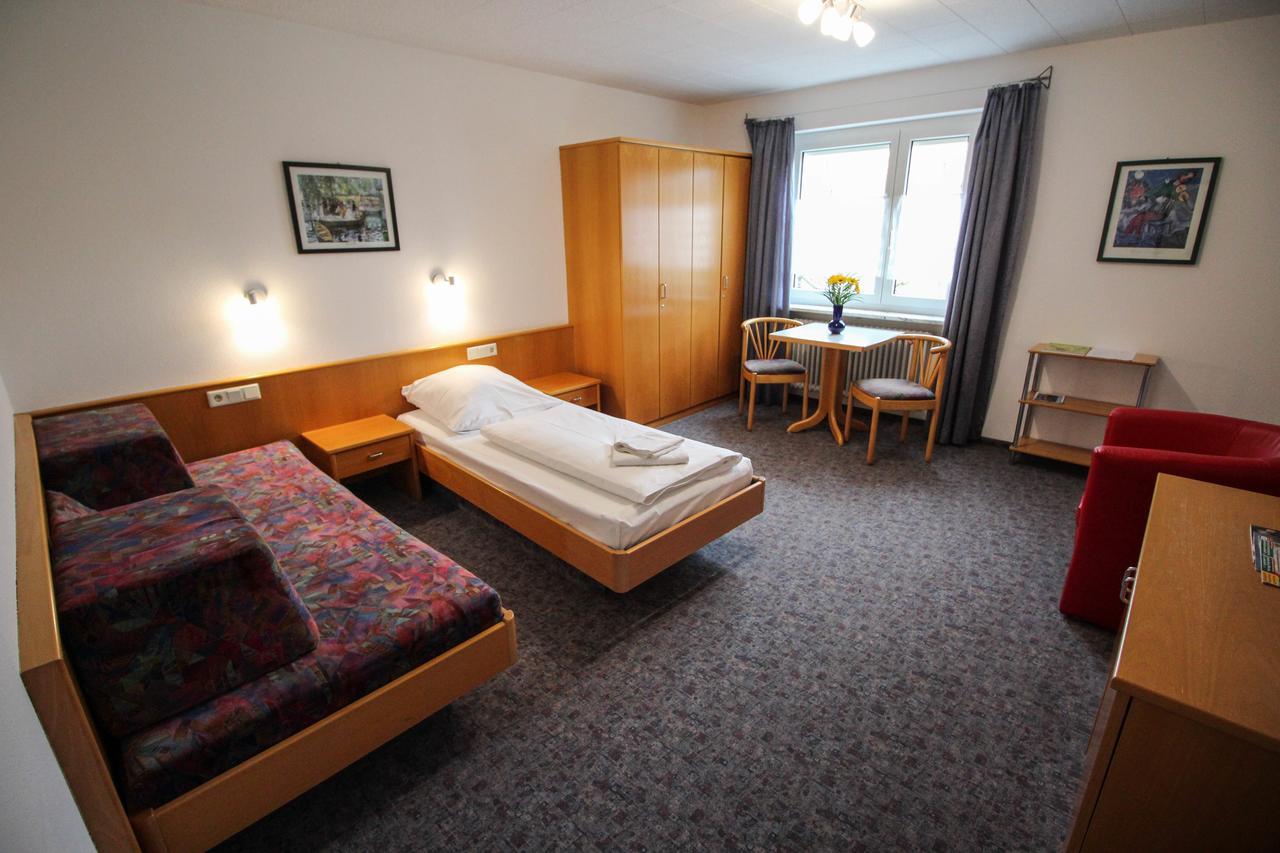 Hotel Relax Singen Kültér fotó